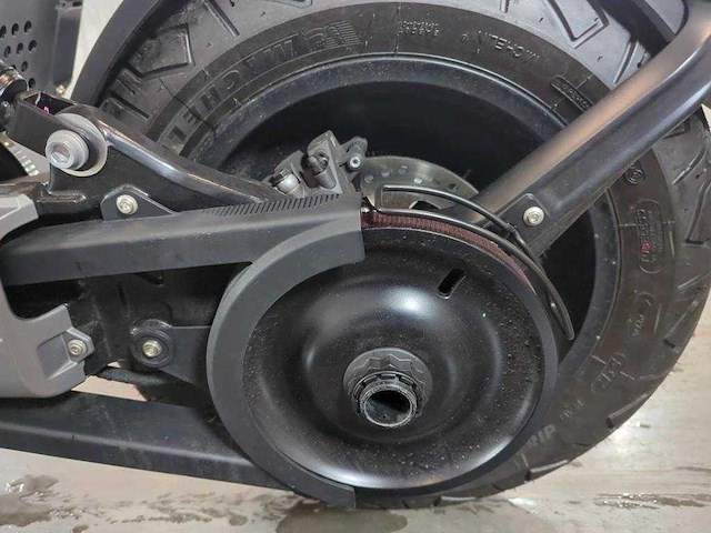 Bmw - bromscooter - ce 02 - e-scooter - afbeelding 2 van  20