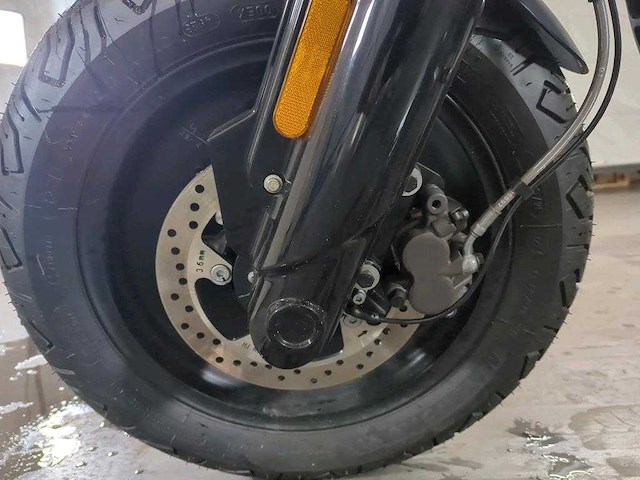 Bmw - bromscooter - ce 02 - e-scooter - afbeelding 5 van  20