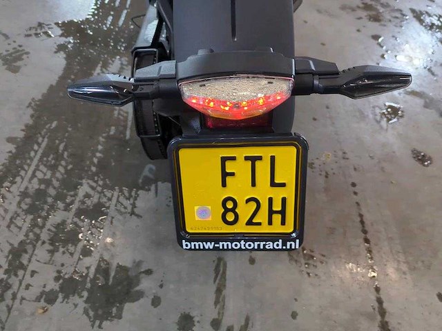 Bmw - bromscooter - ce 02 - e-scooter - afbeelding 18 van  20