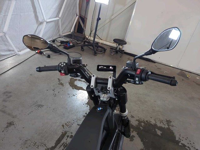 Bmw - bromscooter - ce 02 - e-scooter - afbeelding 19 van  20