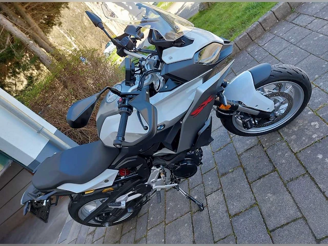 Bmw - f 900 xr - motorcycle - afbeelding 3 van  4