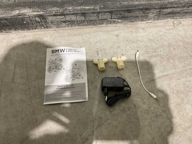 Bmw - f850 gs-p - politie - elektrische kindermotor - afbeelding 47 van  51