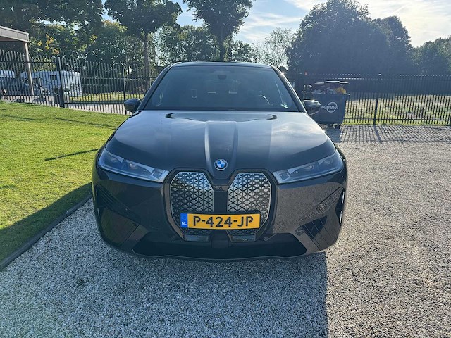 Bmw - ix - xdrive50 high ex. - p-424-jp - 2022 - afbeelding 4 van  36