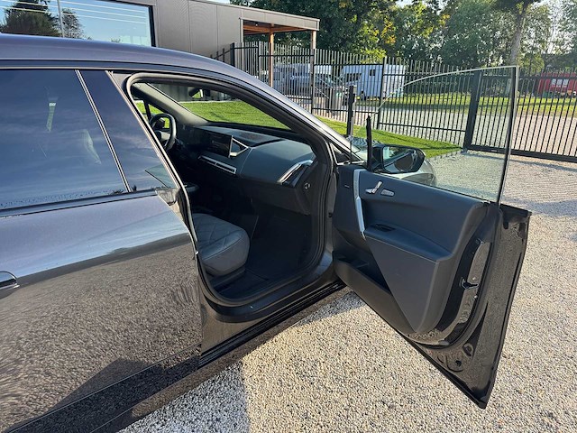 Bmw - ix - xdrive50 high ex. - p-424-jp - 2022 - afbeelding 17 van  36