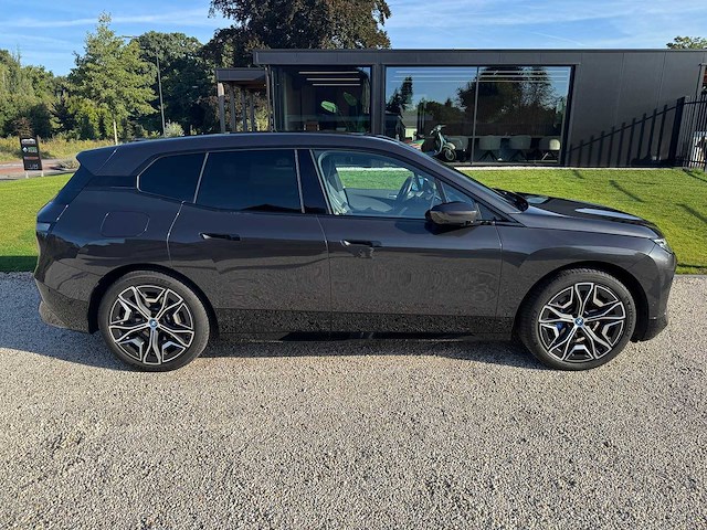 Bmw - ix - xdrive50 high ex. - p-424-jp - 2022 - afbeelding 36 van  36