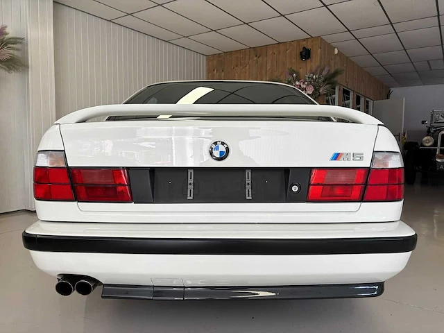 Bmw - m5 - e34 - 3.6 - 1992 - iconische auto - personenauto - afbeelding 1 van  52