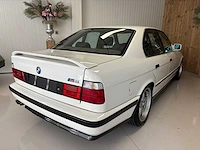Bmw - m5 - e34 - 3.6 - 1992 - iconische auto - personenauto - afbeelding 2 van  52