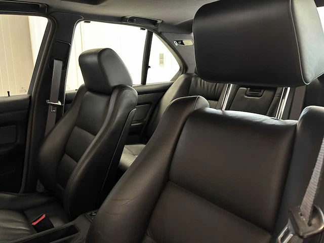 Bmw - m5 - e34 - 3.6 - 1992 - iconische auto - personenauto - afbeelding 7 van  52