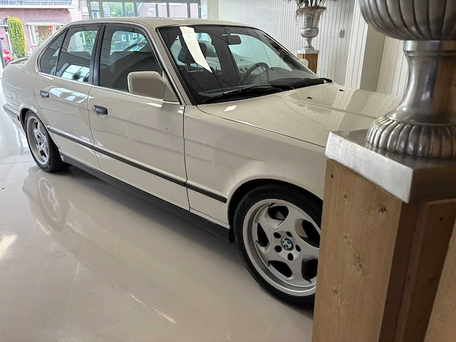 Bmw - m5 - e34 - 3.6 - 1992 - iconische auto - personenauto - afbeelding 47 van  52