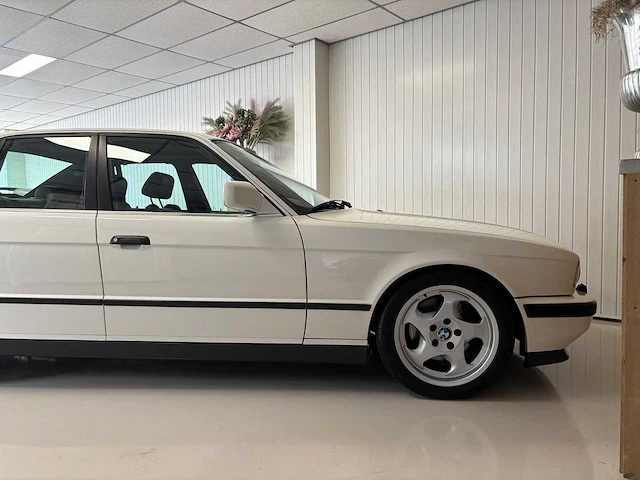 Bmw - m5 - e34 - 3.6 - 1992 - iconische auto - personenauto - afbeelding 49 van  52