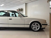 Bmw - m5 - e34 - 3.6 - 1992 - iconische auto - personenauto - afbeelding 49 van  52