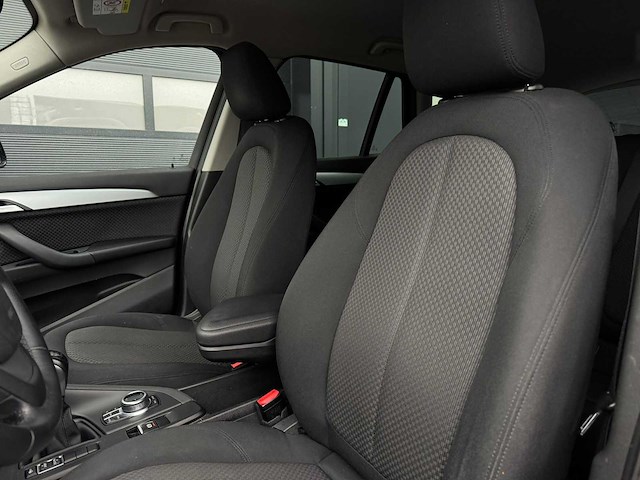 Bmw - x1 - sd18i cent hi exe - car - 2017|n-993-xp|iaw - afbeelding 22 van  28