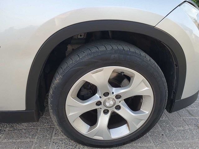 Bmw - x1 - sdrive18d executive - car - 2011 - afbeelding 6 van  14