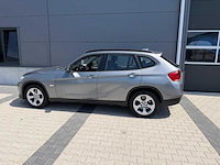 Bmw - x1 - sdrive18d executive - personenauto - 2011 - afbeelding 11 van  26