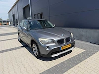 Bmw - x1 - sdrive18d executive - personenauto - 2011 - afbeelding 21 van  26
