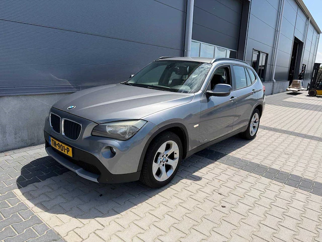 Bmw - x1 - sdrive18d executive - personenauto - 2011 - afbeelding 1 van  2