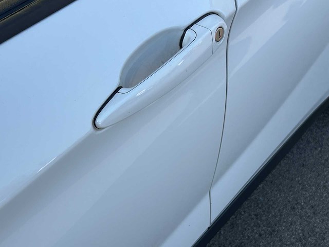 Bmw - x1 - sdrive18i - car - 2010 - afbeelding 18 van  26