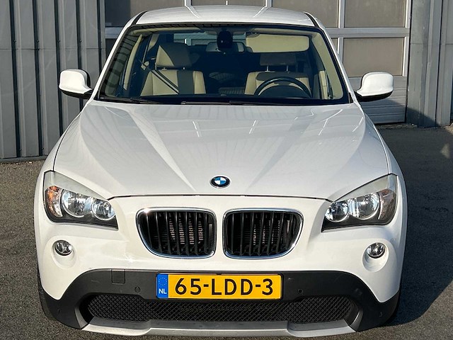 Bmw - x1 - sdrive18i - car - 2010 - afbeelding 22 van  26