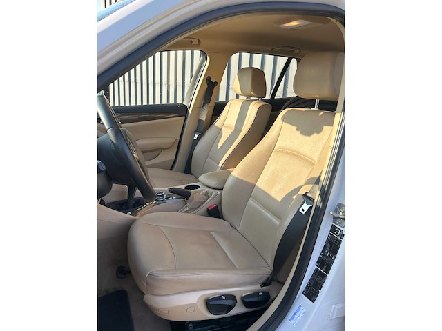 Bmw - x1 - sdrive18i - car - 2010 - afbeelding 25 van  26