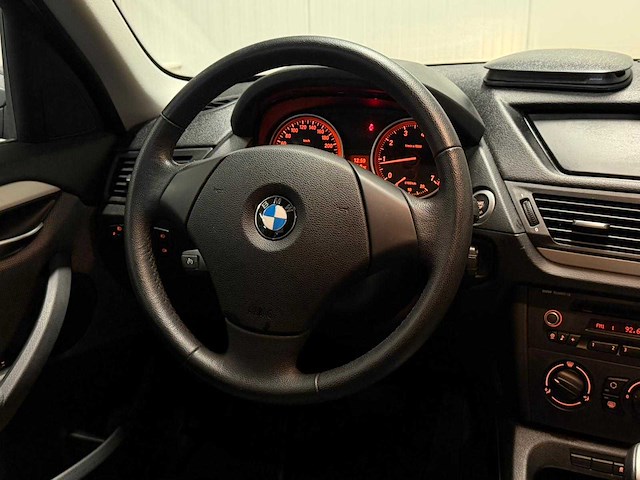 Bmw - x1 - sdrive18i exec. - t-994-vd - 2011 iaw - afbeelding 3 van  21
