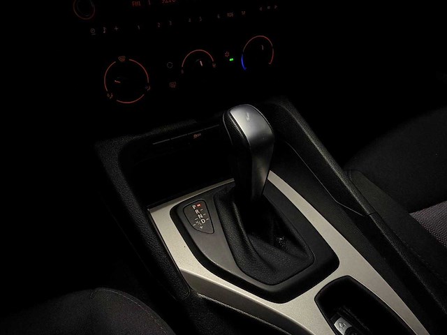Bmw - x1 - sdrive18i exec. - t-994-vd - 2011 iaw - afbeelding 20 van  21