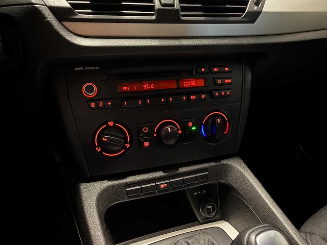 Bmw - x1 - sdrive18i exec. - t-994-vd - 2011 iaw - afbeelding 21 van  21