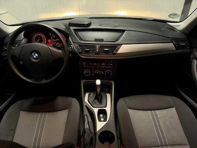 Bmw - x1 - sdrive18i exec. - t-994-vd - 2011 iaw - afbeelding 13 van  20