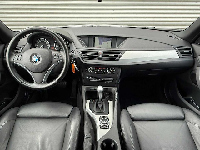 Bmw - x1 - sdrive18i exec. -j-169-bd- 2011 iaw - afbeelding 10 van  26