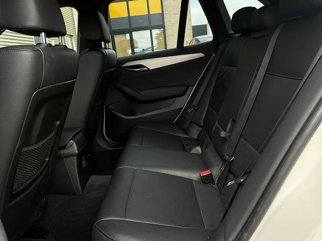 Bmw - x1 - sdrive18i exec. -j-169-bd- 2011 iaw - afbeelding 8 van  26