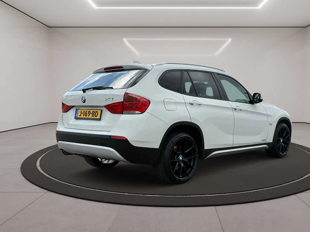 Bmw - x1 - sdrive18i exec. -j-169-bd- 2011 iaw - afbeelding 24 van  26