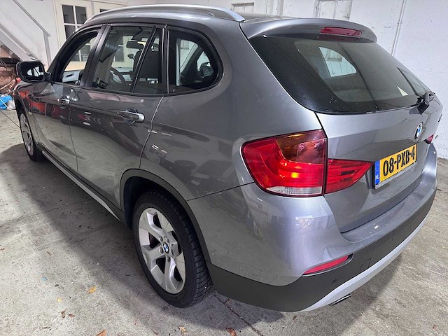 Bmw - x1 - sdrive18i exec. automaat- 08-pxb-4 - afbeelding 14 van  20