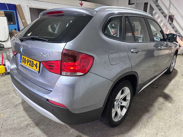 Bmw - x1 - sdrive18i exec. automaat- 08-pxb-4 - afbeelding 16 van  20