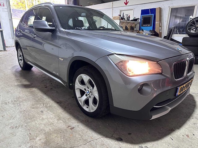 Bmw - x1 - sdrive18i exec. automaat- 08-pxb-4 - afbeelding 17 van  20