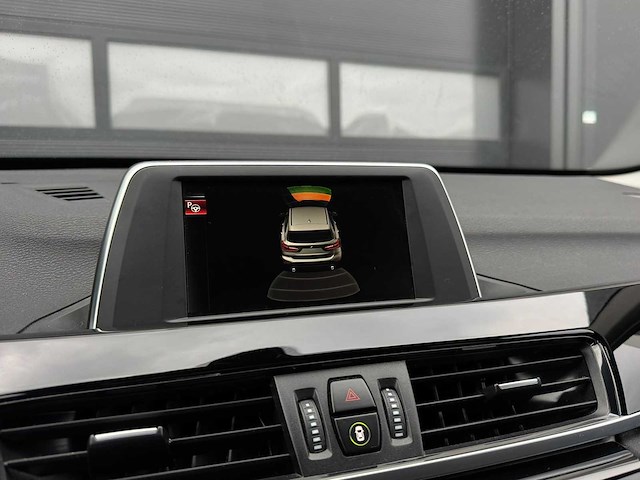 Bmw - x1 - sdrive18i high exec. - car - 2017|j-863-xz|iaw - afbeelding 20 van  27