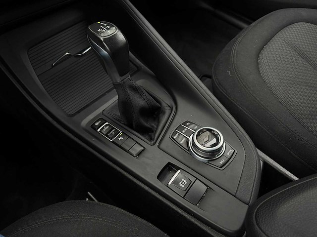 Bmw - x1 - sdrive18i high exec. - car - 2017|j-863-xz|iaw - afbeelding 4 van  27