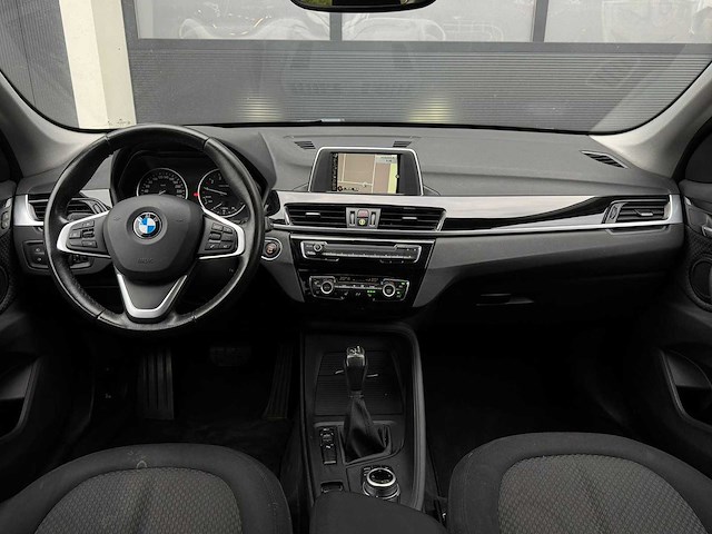 Bmw - x1 - sdrive18i high exec. - car - 2017|j-863-xz|iaw - afbeelding 26 van  27