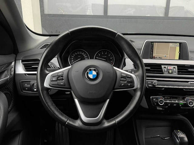 Bmw - x1 - sdrive18i high exec. - car - 2017|j-863-xz|iaw - afbeelding 24 van  27