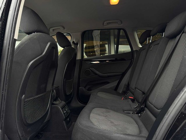 Bmw - x1 - sdrive18i high exec. - car - 2017|j-863-xz|iaw - afbeelding 27 van  27