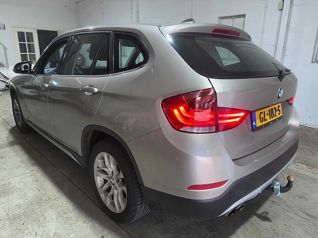 Bmw - x1 - sdrive20i executive - gl-182-s- 2015 - afbeelding 11 van  19