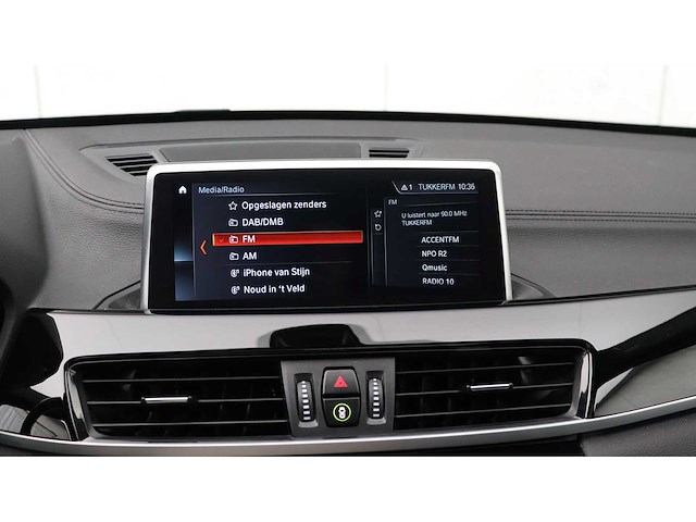 Bmw - x1 - xdrive20i - 2020 - k-856-tj - personenauto - afbeelding 4 van  14