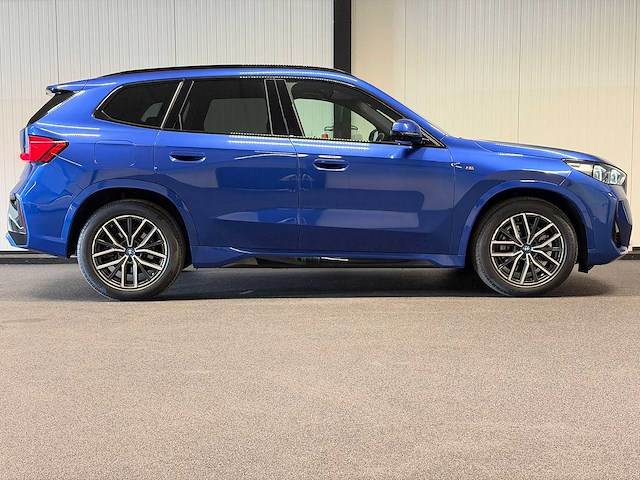 Bmw - x1 - xdrive25e - jsf-18-h- 2023 iaw - afbeelding 23 van  31