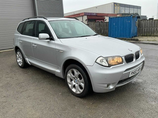Bmw - x3 - personenauto (rechtsgestuurd) - afbeelding 12 van  18