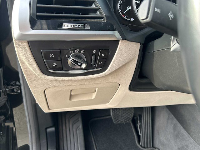 Bmw - x3 - xdrive20i high ex. - car - 2019 - afbeelding 10 van  30