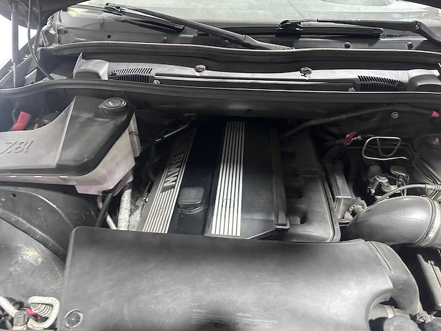 Bmw - x5 - 3.0i executive - 37-jd-lv - afbeelding 13 van  22