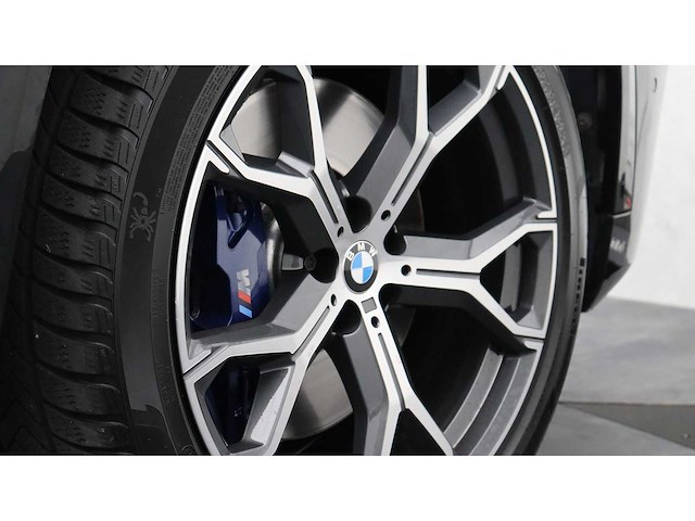 Bmw - x5 - m50i high executive - j-678-zp - 2020 - personenauto - afbeelding 2 van  40