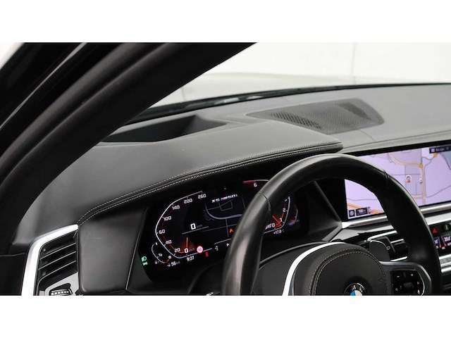 Bmw - x5 - m50i high executive - j-678-zp - 2020 - personenauto - afbeelding 9 van  40