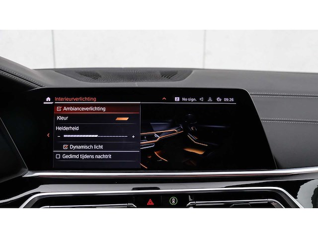 Bmw - x5 - m50i high executive - j-678-zp - 2020 - personenauto - afbeelding 25 van  40