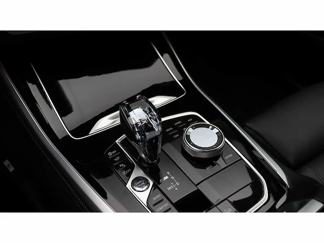 Bmw - x5 - m50i high executive - j-678-zp - 2020 - personenauto - afbeelding 10 van  40
