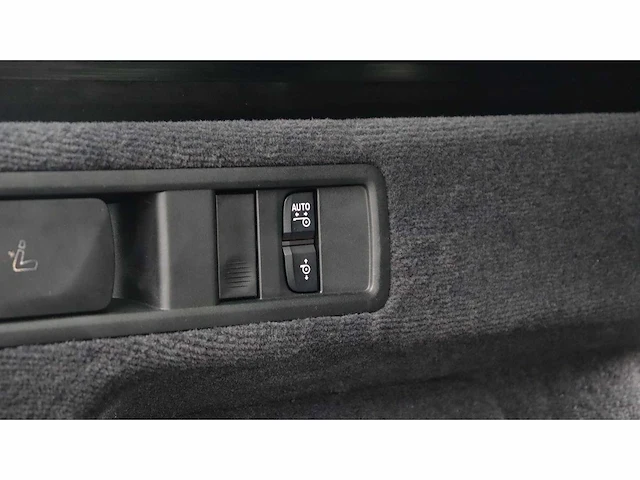 Bmw - x5 - m50i high executive - j-678-zp - 2020 - personenauto - afbeelding 32 van  40