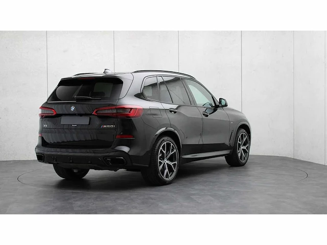 Bmw - x5 - m50i high executive - j-678-zp - 2020 - personenauto - afbeelding 34 van  40